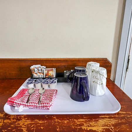 Tamworth Lodge Motel Екстер'єр фото