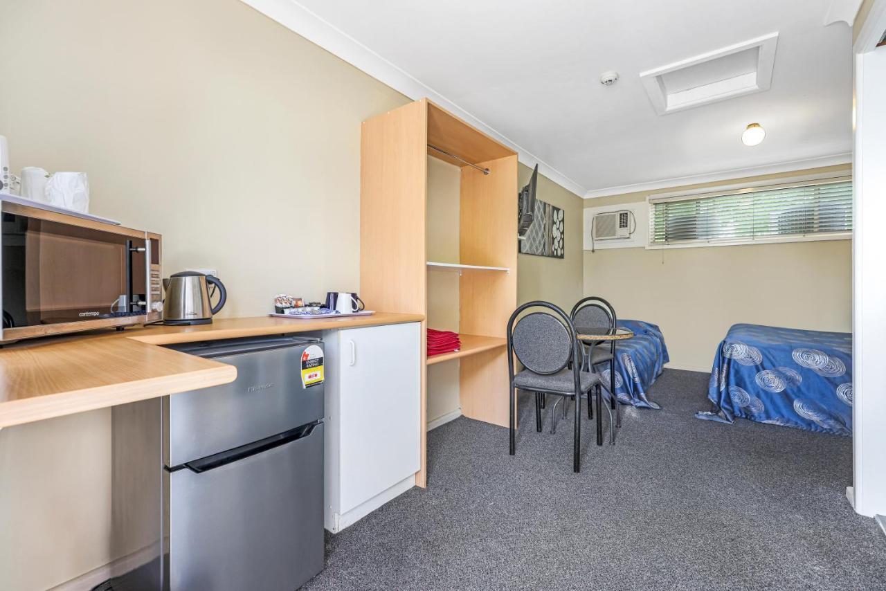 Tamworth Lodge Motel Екстер'єр фото