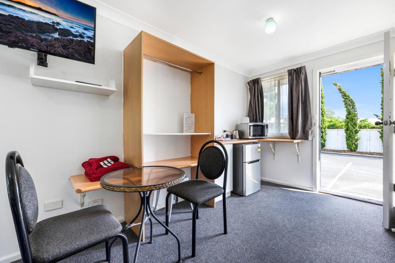 Tamworth Lodge Motel Екстер'єр фото