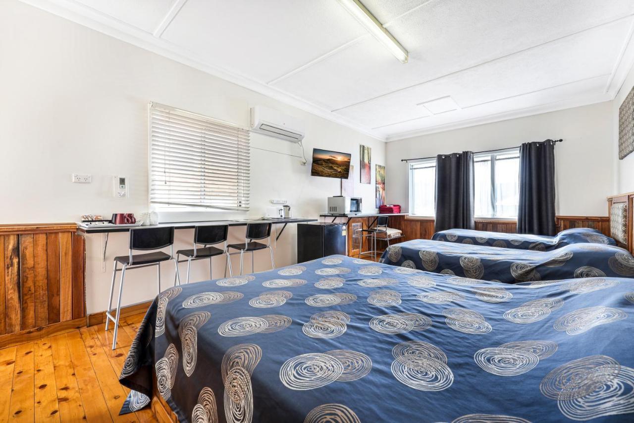Tamworth Lodge Motel Екстер'єр фото