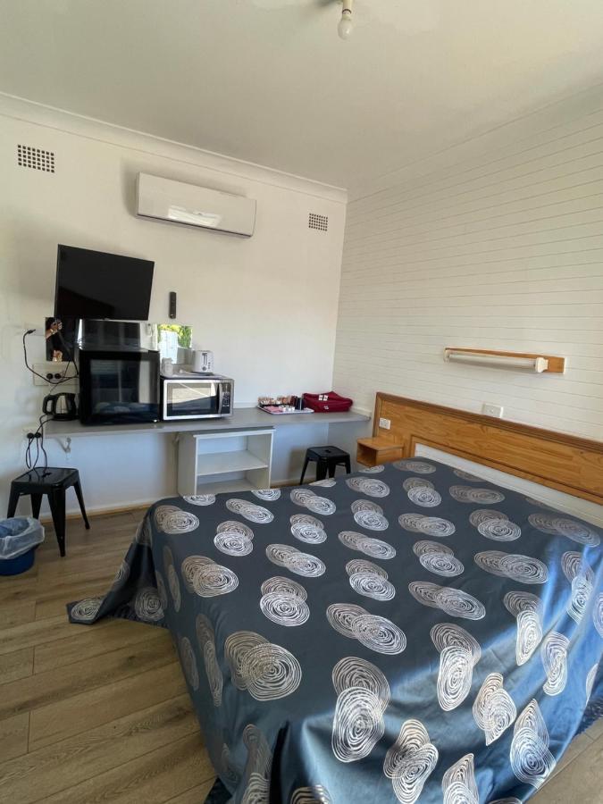 Tamworth Lodge Motel Екстер'єр фото