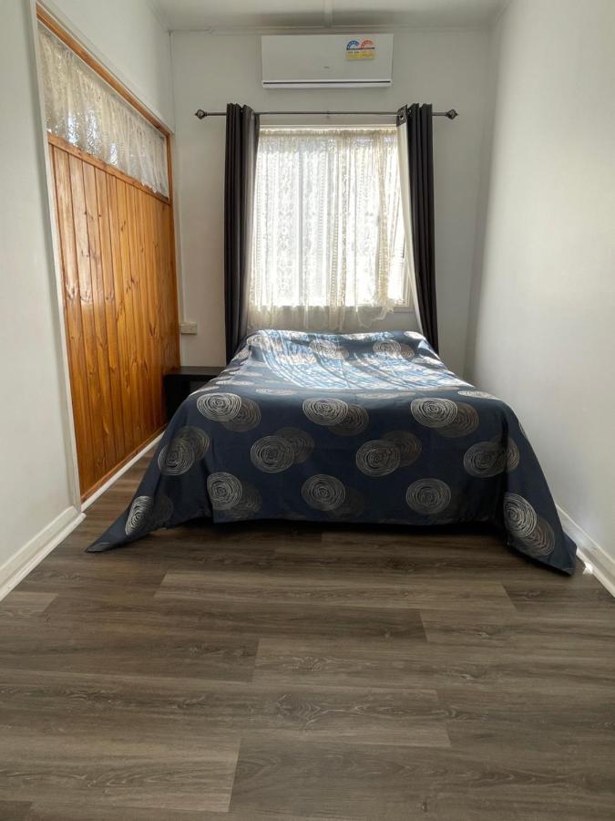 Tamworth Lodge Motel Екстер'єр фото