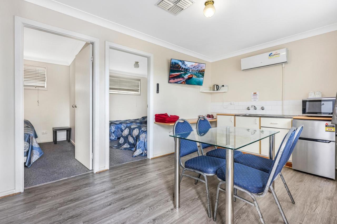 Tamworth Lodge Motel Екстер'єр фото